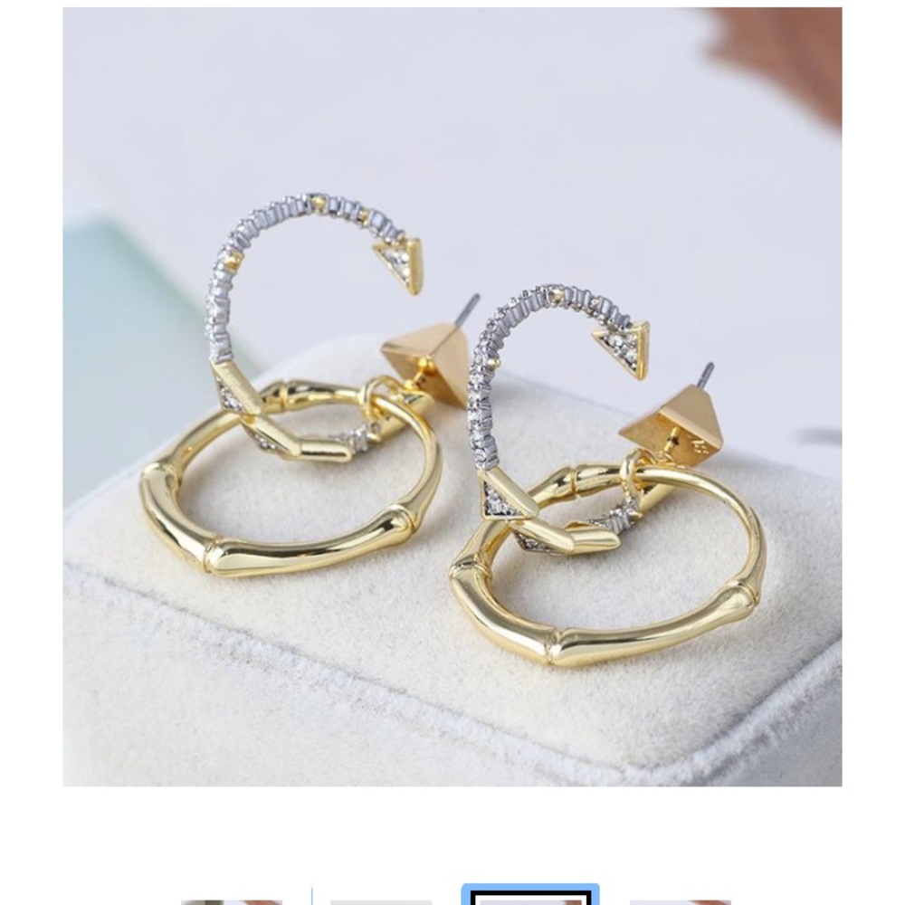 Alexis Bittar Gold Crystal encrusted orbit earring - Picture 3 of 5